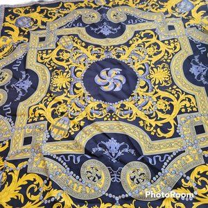 J McLaughlin French Vintage Pattern Scarf